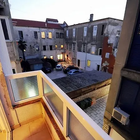 Apartment Andrea Zadar